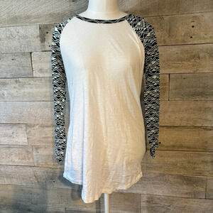 🛍️3/$30 Victoria's Secret Pink women's‎ long-sleeved shirt in size  small
